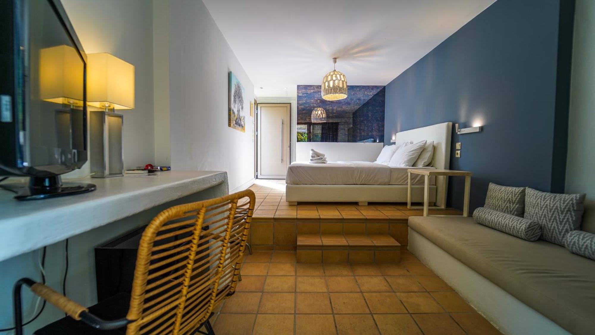 Cape North West Hotel Parga Exterior photo